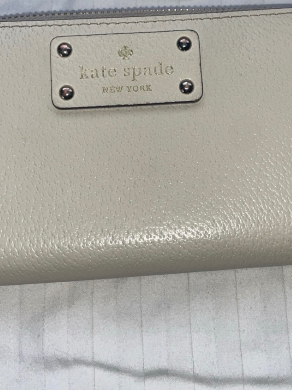 Kate Spade New York Cream Zip Around Wallet Pebbled Leather Continental Wallet
